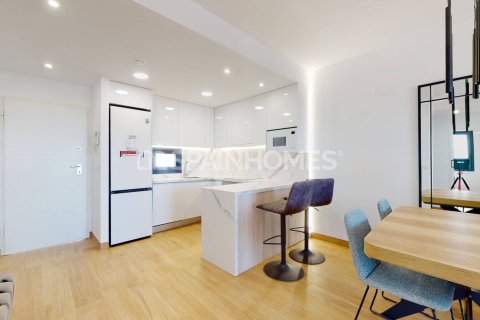 Lägenhet till salu i Torrevieja, Alicante, Spanien 2 sovrum, 80 kvm. Nr. 98123 - foto 28