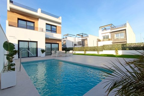 Villa till salu Benijofar, Alicante, Spanien 3 sovrum, 138 kvm. Nr. 112246 - foto 7