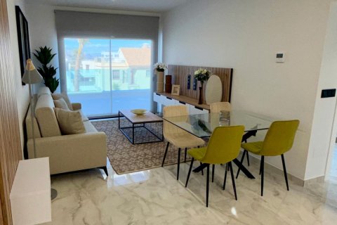 Bungalow till salu i Alicante, Spanien 2 sovrum, 68 kvm. Nr. 112239 - foto 10