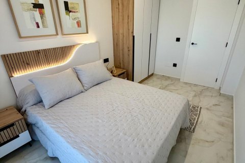 Bungalow till salu i Alicante, Spanien 2 sovrum, 68 kvm. Nr. 112239 - foto 17