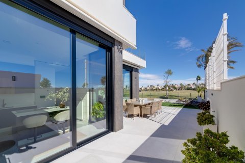 Villa zum Verkauf Pilar de la Horadada, Alicante, Spanien 3 Schlafzimmer, 131 m2 Nr. 112238 - Foto 11