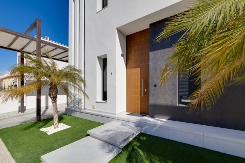 Villa zum Verkauf Pilar de la Horadada, Alicante, Spanien 3 Schlafzimmer, 131 m2 Nr. 112238 - Foto 10