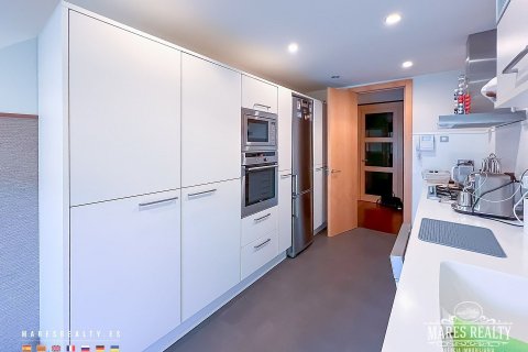 Apartment à vendre Barcelona, Espagne, 3 chambres, 181 m2 No. 92615 - photo 14