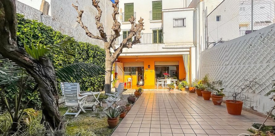 Villa Mataro, Barcelona, Spanien 4 Schlafzimmer, 309 m2 Nr. 92618