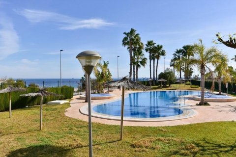 Apartment for sale Alicante, Spain 2 bedrooms, 84 sq.m. No. 116289 - photo 14