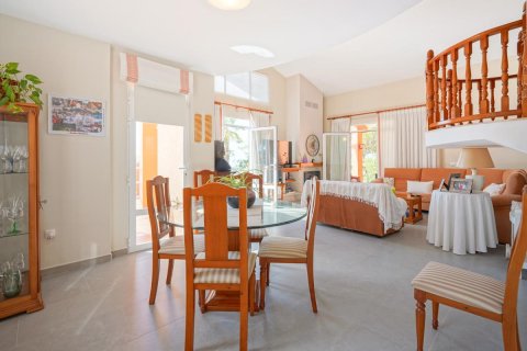 Villa à vendre Benitachell, Alicante, Espagne, 4 chambres, 242 m2 No. 113069 - photo 15