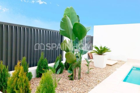 Villa zum Verkauf Torrevieja, Alicante, Spanien 3 Schlafzimmer, 85 m2 Nr. 59766 - Foto 1
