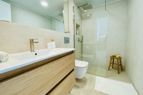 Huoneisto myytävänä Pilar de la Horadada, Alicante, Espanja, 2 makuuhuonetta, 75 m2 No. 110524 - kuva 11
