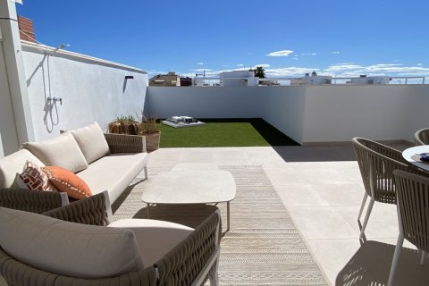 Wohnung zum Verkauf Pilar de la Horadada, Alicante, Spanien 2 Schlafzimmer, 75 m2 Nr. 110524 - Foto 1