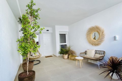 Apartment for sale Pilar de la Horadada, Alicante, Spain 2 bedrooms, 88 sq.m. No. 110525 - photo 3