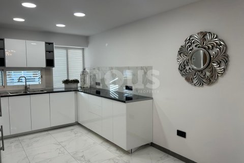 Kamienica Adeje, Tenerife, Hiszpania 4 sypialnie, 289 mkw. nr 117337 – zdjęcie 10