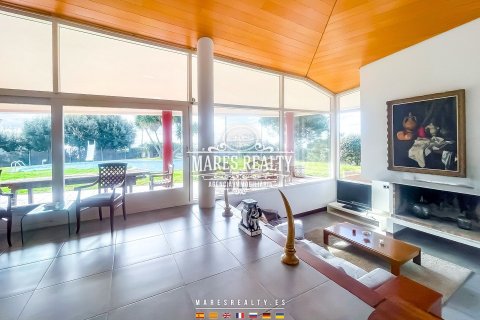 Villa à vendre Mataro, Barcelona, Espagne, 4 chambres, 403 m2 No. 117641 - photo 8