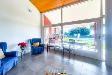 Villa à vendre Mataro, Barcelona, Espagne, 4 chambres, 403 m2 No. 117641 - photo 9