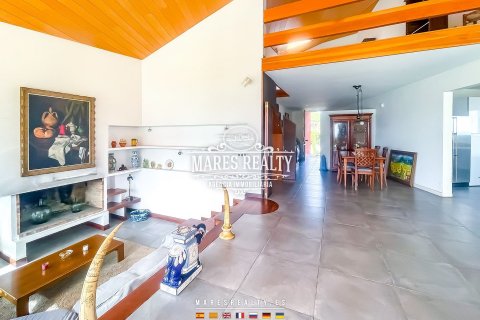 Villa à vendre Mataro, Barcelona, Espagne, 4 chambres, 403 m2 No. 117641 - photo 10