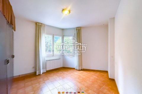Продажа квартиры в Матаро, Барселона, Испания 4 спальни, 131м2 №117640 - фото 17