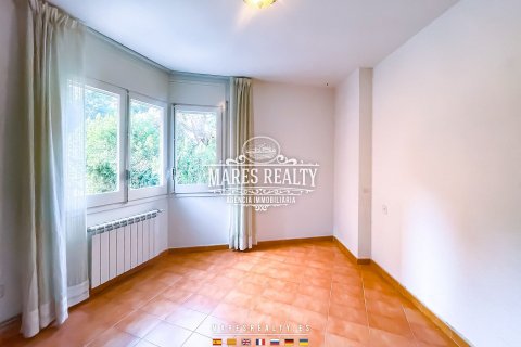 Продажа квартиры в Матаро, Барселона, Испания 4 спальни, 131м2 №117640 - фото 13
