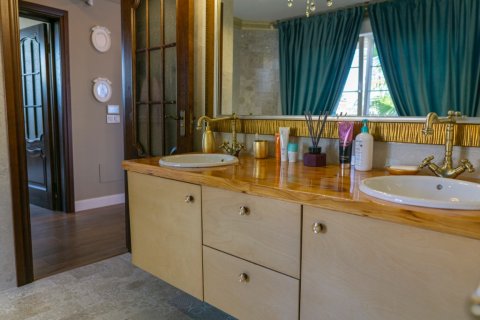 Продажа виллы Сьюдад Кесада, Аликанте, Испания 5 спален, 313м2 №113885 - фото 14