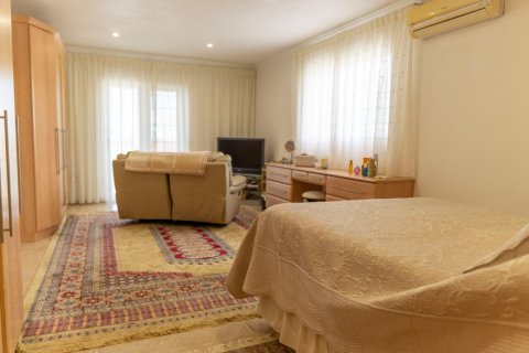 Villa for sale Ciudad Quesada, Alicante, Spain 7 bedrooms,  No. 113879 - photo 10