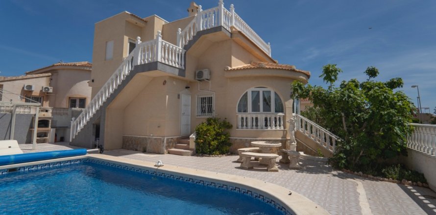 Villa Ciudad Quesada, Alicante, Espagne 6 chambres, 230 m2 No. 113880