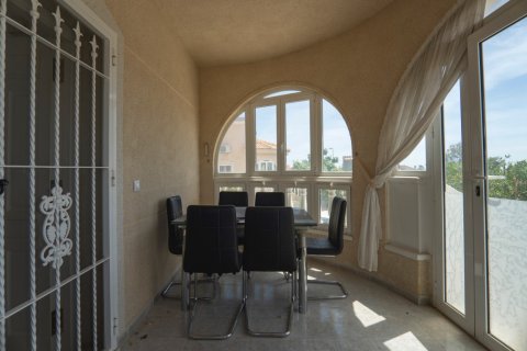 Villa à vendre Ciudad Quesada, Alicante, Espagne, 6 chambres, 230 m2 No. 113880 - photo 8