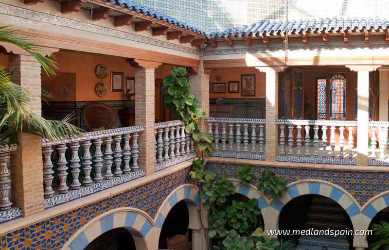 Villa en Villamartin, Alicante, España 5 dormitorios, 641.64 m2 No. 9405