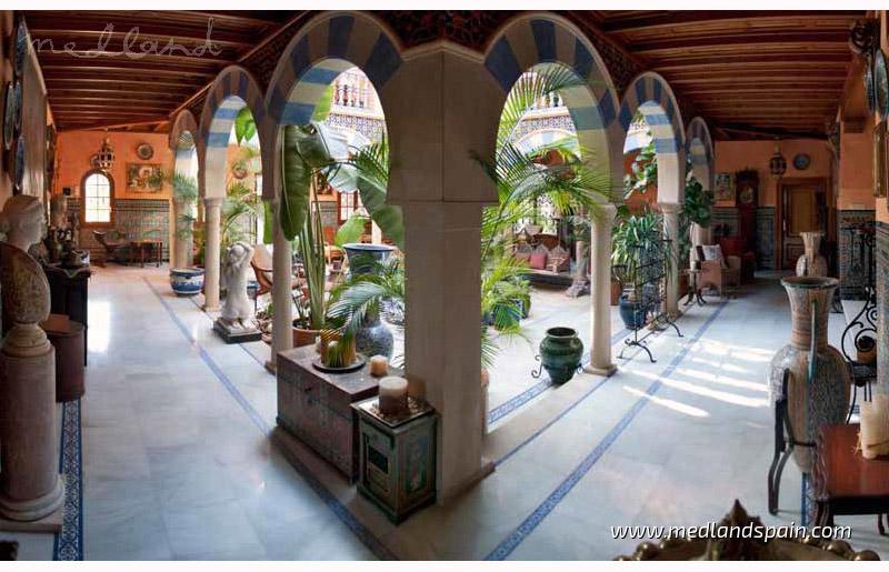 Villa en Villamartin, Alicante, España 5 dormitorios, 641.64 m2 No. 9405