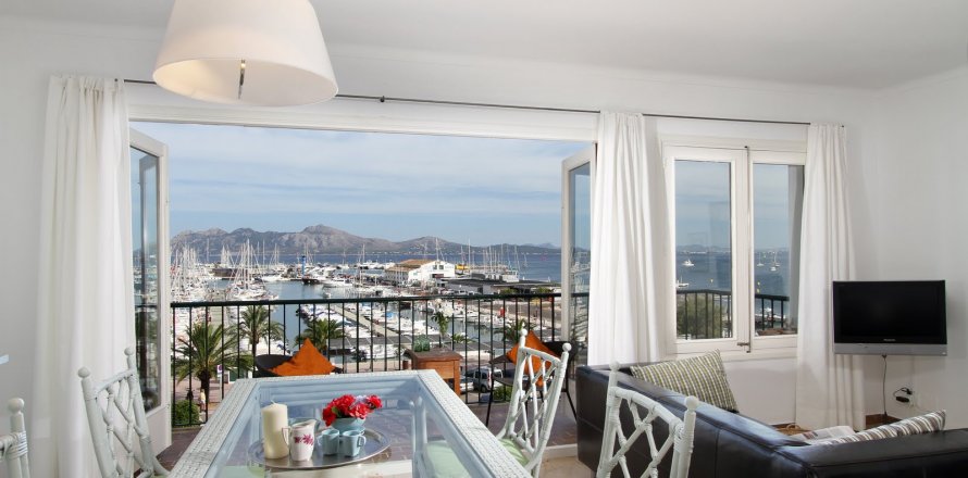Apartment Port De Pollenca, Mallorca, Spain 2 bedrooms, 100 sq.m. No. 111753
