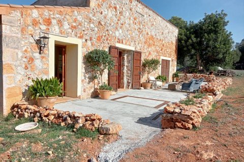 Finca for sale Sencelles, Mallorca, Spain 2 bedrooms, 250 sq.m. No. 111960 - photo 1