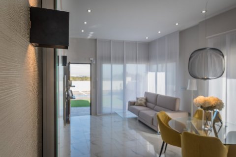 Huvila myytävänä Villamartin, Alicante, Espanja, 3 makuuhuonetta, 89 m2 No. 114074 - kuva 6