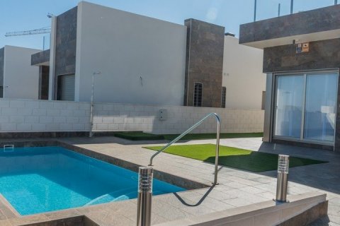 Huvila myytävänä Villamartin, Alicante, Espanja, 3 makuuhuonetta, 89 m2 No. 114074 - kuva 15