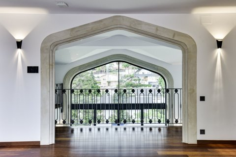 House for sale Barcelona, Spain 8 bedrooms, 2000 sq.m. No. 100130 - photo 19
