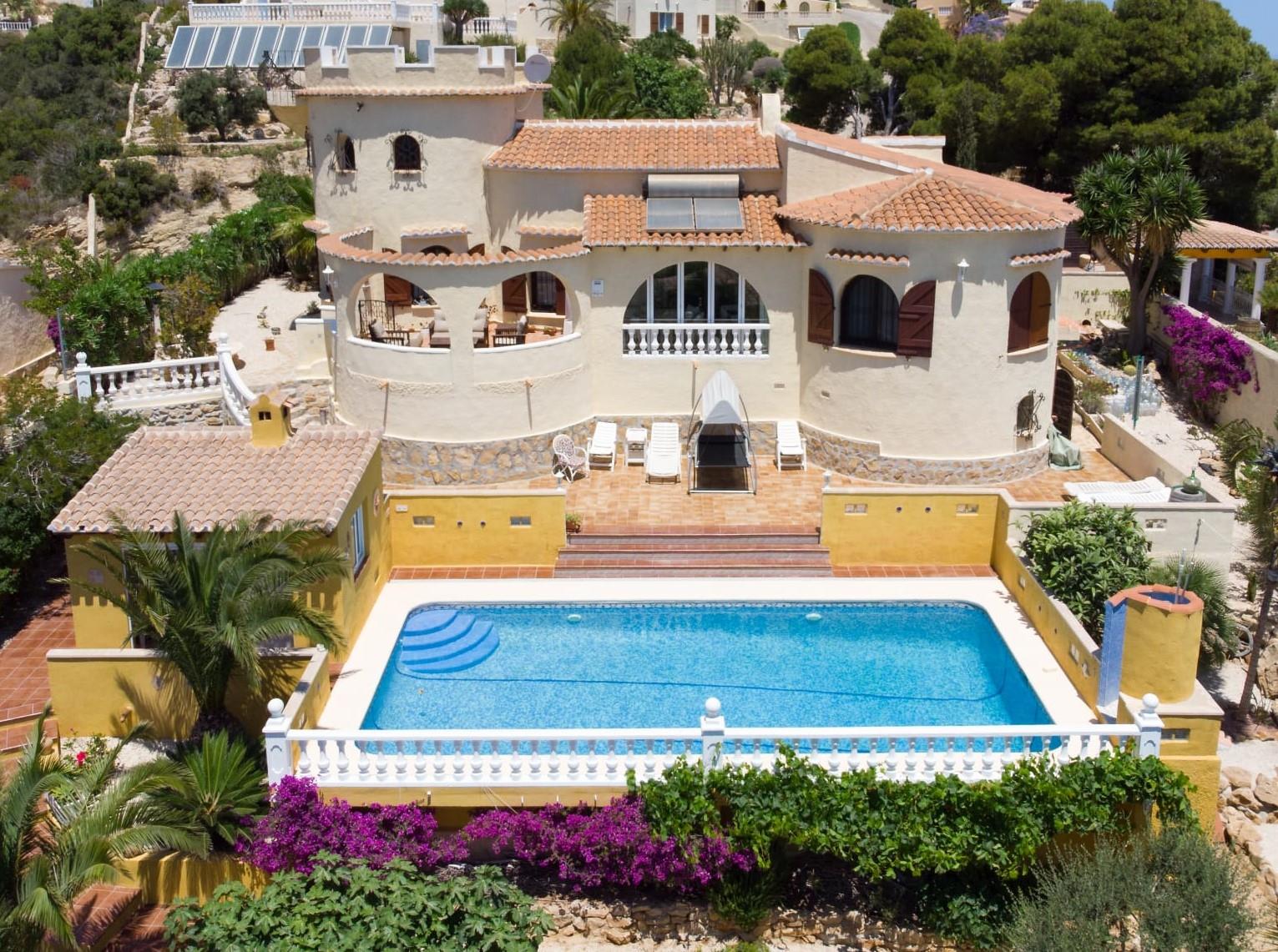Villa a Benitachell, Alicante, Spagna 5 camere da letto, 330 mq. N° 115465