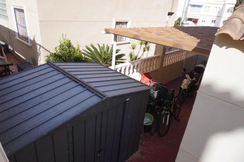 Villa till salu San Miguel de Salinas, Alicante, Spanien 3 sovrum, 120 kvm. Nr. 115469 - foto 4