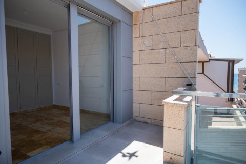 Apartment for sale Torrevieja, Alicante, Spain 2 bedrooms,  No. 115459 - photo 13