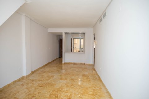 Apartment for sale Torrevieja, Alicante, Spain 2 bedrooms,  No. 115459 - photo 7