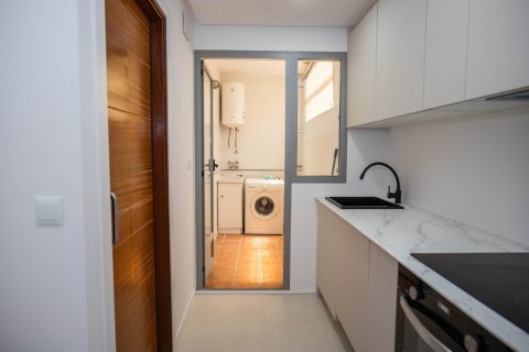 Apartment for sale Torrevieja, Alicante, Spain 2 bedrooms,  No. 115459 - photo 5