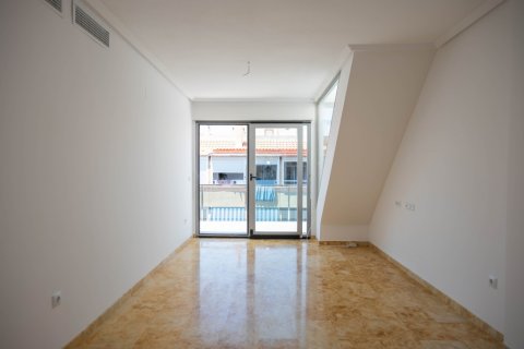 Apartment for sale Torrevieja, Alicante, Spain 2 bedrooms,  No. 115459 - photo 6