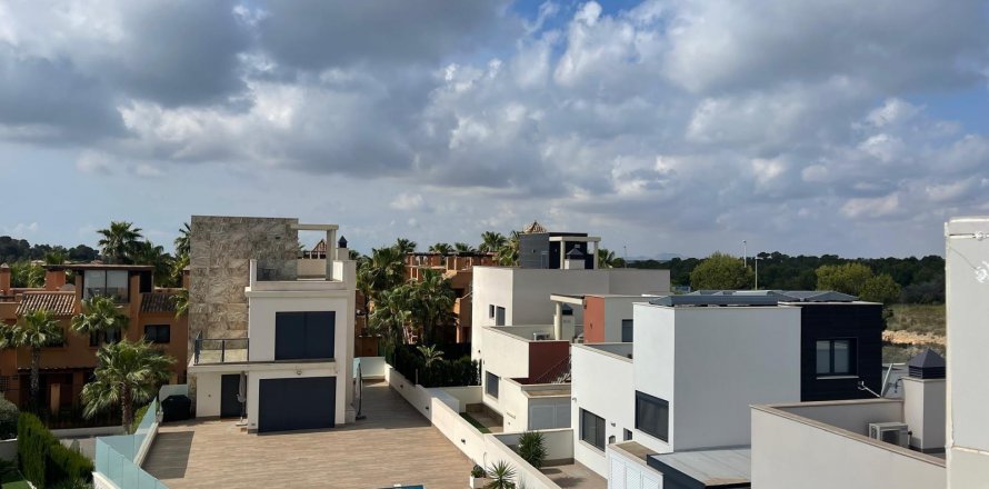 Villa San Miguel de Salinas, Alicante, Espagne 5 chambres, 316 m2 No. 115468