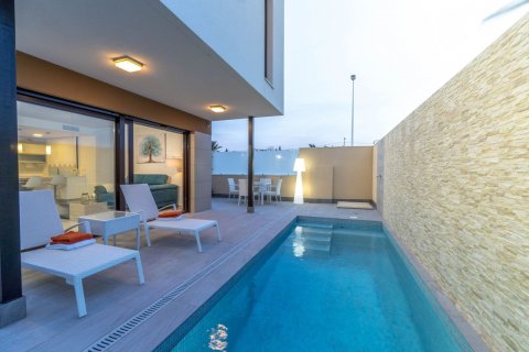 Casa in vendita San Pedro del Pinatar, Murcia, Spagna 3 camere da letto, 105 mq. N° 23259 - foto 14