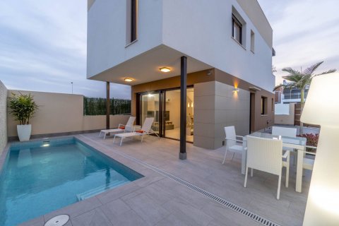 Casa in vendita San Pedro del Pinatar, Murcia, Spagna 3 camere da letto, 105 mq. N° 23259 - foto 15