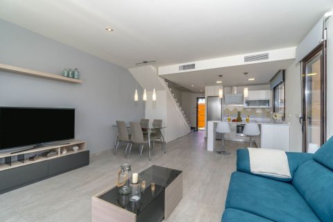 Talo myytävänä San Pedro del Pinatar, Murcia, Espanja, 4 makuuhuonetta, 105 m2 No. 23279 - kuva 2