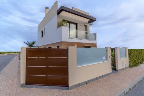 Сasa en venta San Pedro del Pinatar, Murcia, España 4 dormitorios, 105 m2 No. 23262 - foto 19
