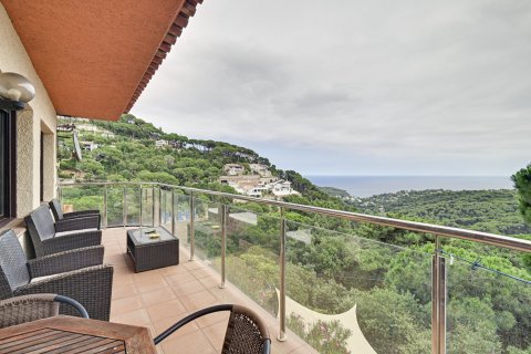 Casa in vendita Lloret de Mar, Girona, Spagna 5 camere da letto, 230 mq. N° 104370 - foto 1
