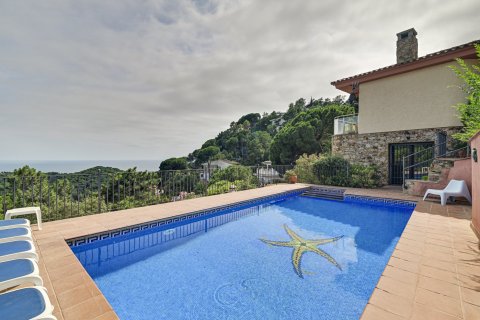 Casa in vendita Lloret de Mar, Girona, Spagna 5 camere da letto, 230 mq. N° 104370 - foto 6