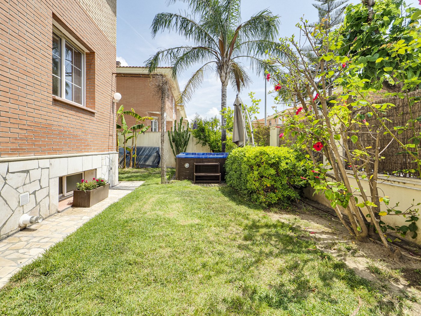 House in Cambrils, Tarragona, Spanien 5 Schlafzimmer, 310 m2 Nr. 104371