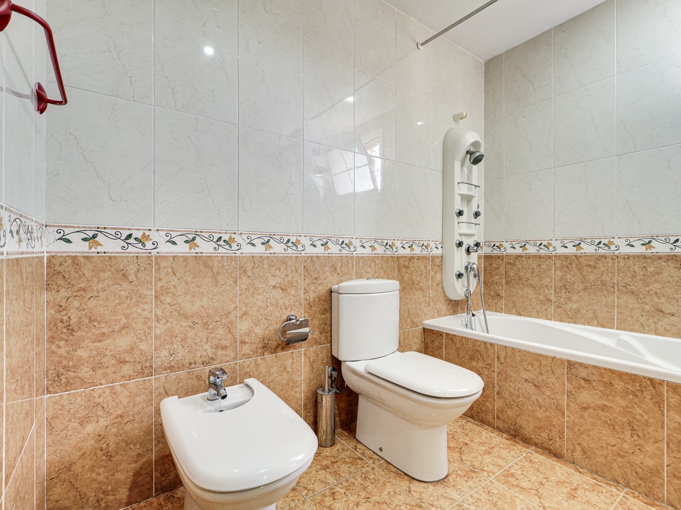 House in Cambrils, Tarragona, Spanien 5 Schlafzimmer, 310 m2 Nr. 104371