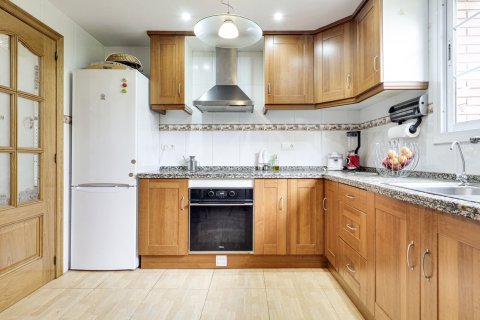 House for sale Cambrils, Tarragona, Spain 5 bedrooms, 310 sq.m. No. 104371 - photo 8