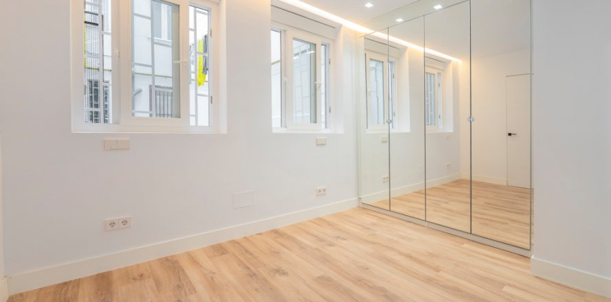 Apartament Madrid, Hiszpania 3 sypialnie, 167 mkw. nr 102807