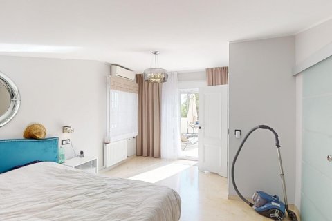 Продажа виллы в Лас Рамблас, Аликанте, Испания 3 спальни, 160м2 №117612 - фото 28