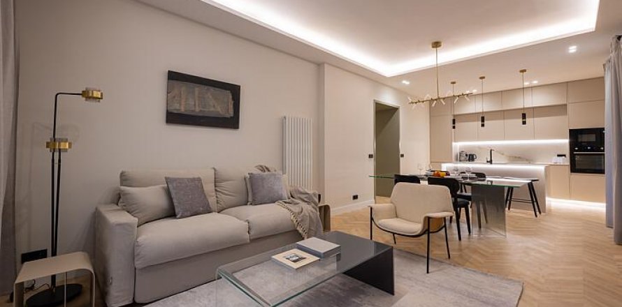 Apartamento Madrid, España 2 dormitorios, 112 m2 No. 87286